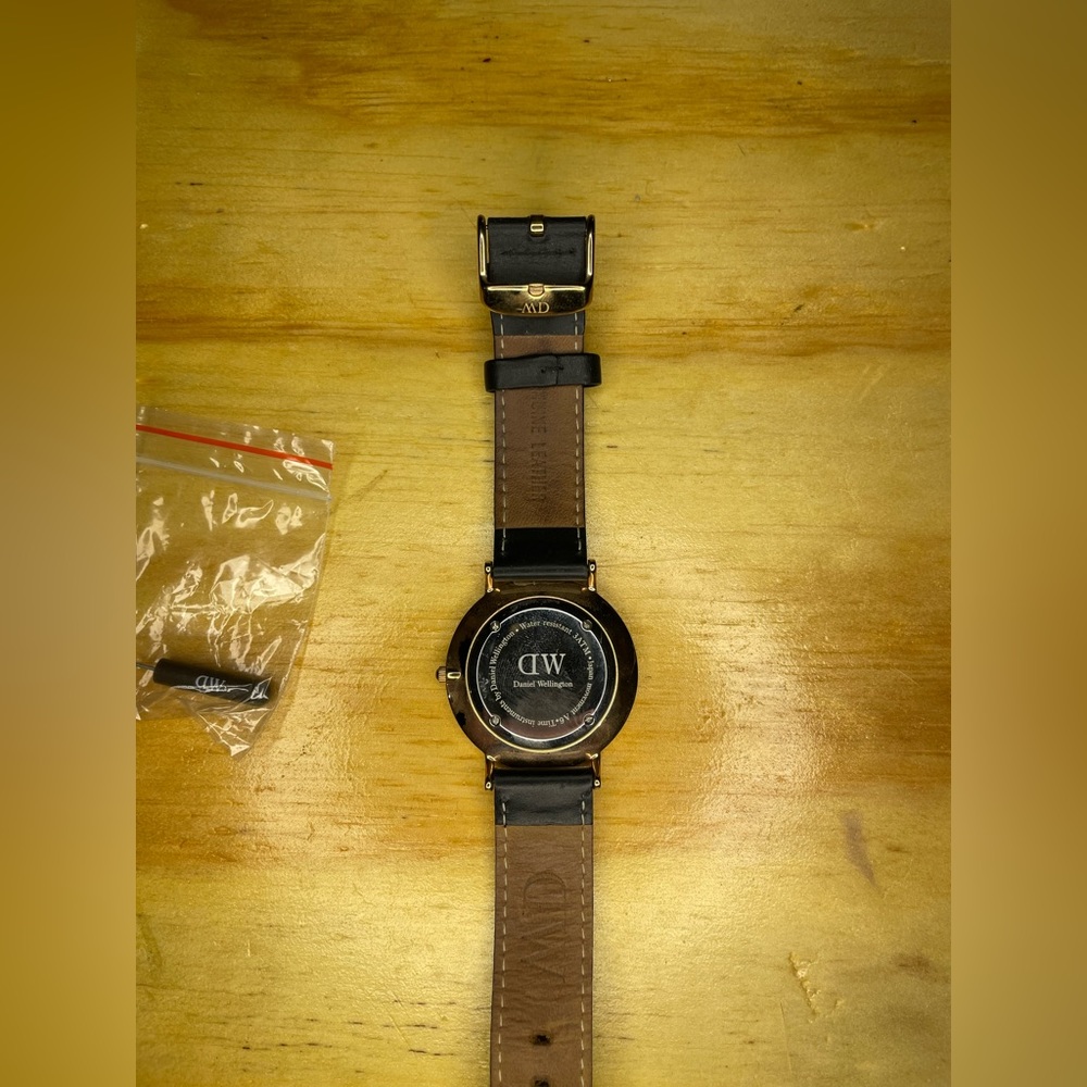 Daniel Wellington Watch - image 3